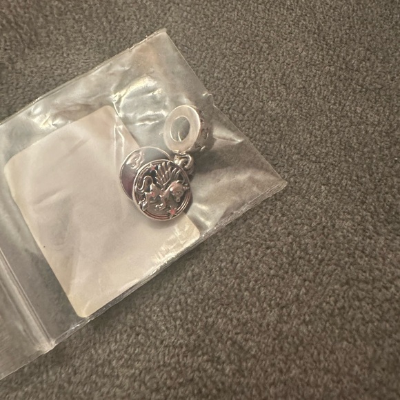 Unicorn charm. NWT - Picture 3 of 6